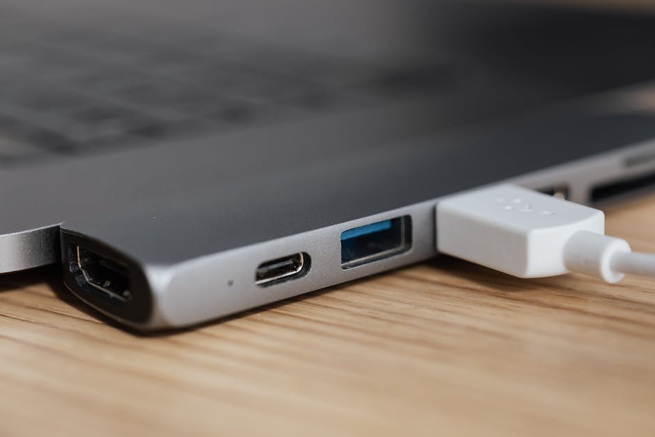  USB-Stick zum Speichern einer Powerpoint-Präsentation